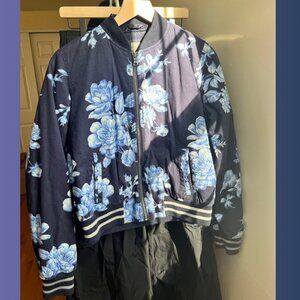 GAP Quilted Floral Bomber Jacket- Women's Size Small, Blue